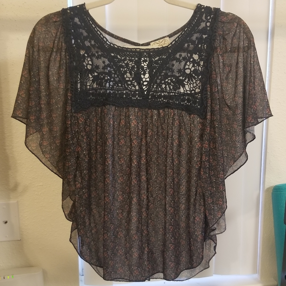Loose Drape Floral Blouse